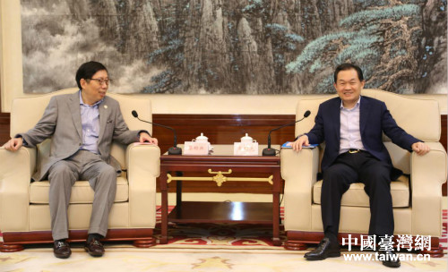 安徽副省長張曙光副省長會見臺灣富邦金控董事長蔡明興 安徽副省長張曙光副省長會見臺灣富邦金控董事長蔡明興