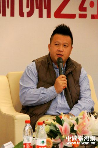 南投縣青工會總會長賴育瑜會場發言 南投縣青工會總會長賴育瑜會場發言