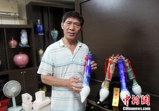 通訊:臺(tái)灣“景德鎮(zhèn)”老瓷人卓柏成欲重振鶯歌雄風(fēng) 通訊:臺(tái)灣“景德鎮(zhèn)”老瓷人卓柏成欲重振鶯歌雄風(fēng)