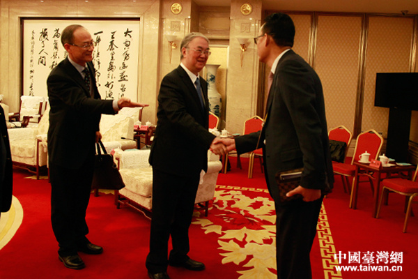 16磬Ї(gu)y(tng)ٕ(hu)u(y)(hu)L(zhng)ɣ(gu)l(wi)(hu)Ҋ(jin)޽y(tng)ٕ(hu)(lin)L(wn)F(tun)