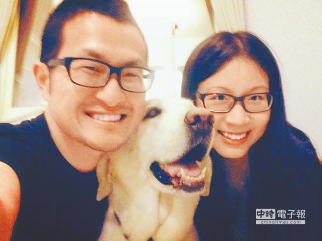 ���ҾŰѵ��c��Ů��