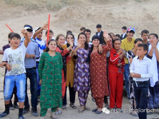 習大大訪后記 | 千方百計也要把孩子送到中國去讀書 習大大訪后記 | 千方百計也要把孩子送到中國去讀書