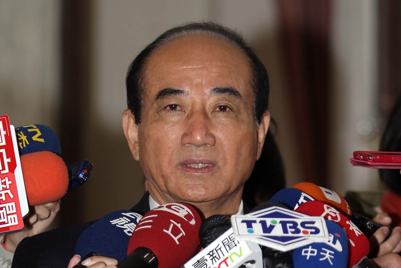 王金平致電洪秀柱道“恭喜” 拒談“義不容辭” 王金平致電洪秀柱道“恭喜” 拒談“義不容辭”