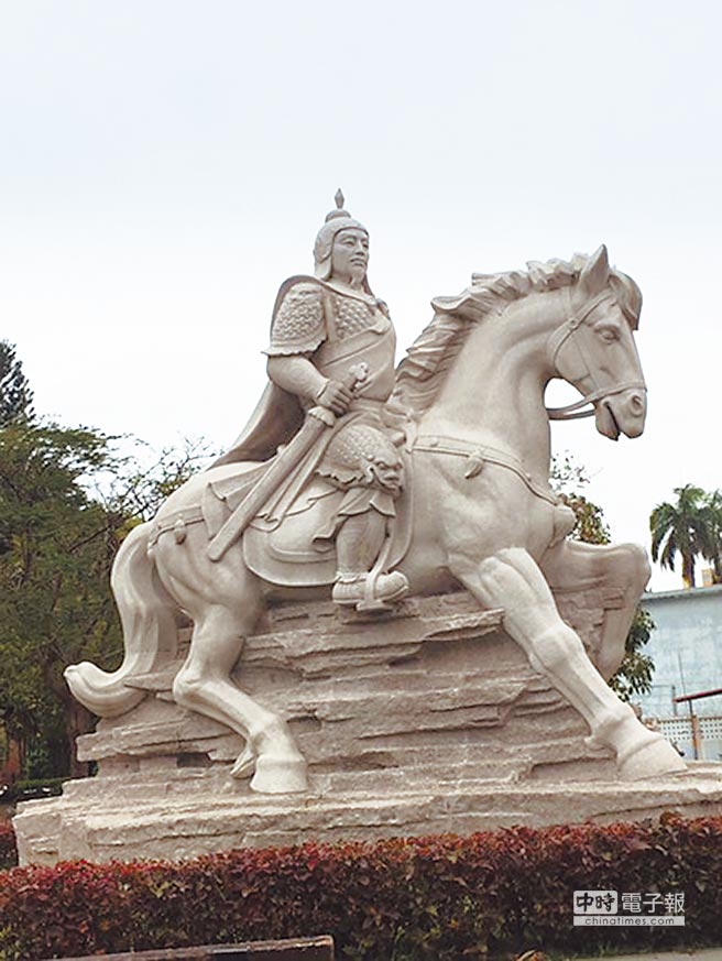 n03a00_p_01_05.jpg n03a00_p_01_05.jpg