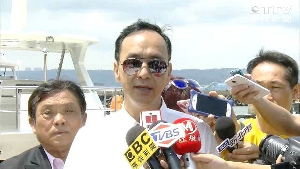 朱立倫第一時間恭賀吳敦義當選 盼盡快彌平選舉傷痕 朱立倫第一時間恭賀吳敦義當選 盼盡快彌平選舉傷痕