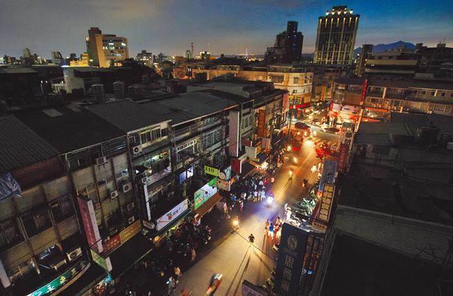 臺媒:蔡當局偏執的能源政策 讓臺灣更黑暗 臺媒:蔡當局偏執的能源政策 讓臺灣更黑暗