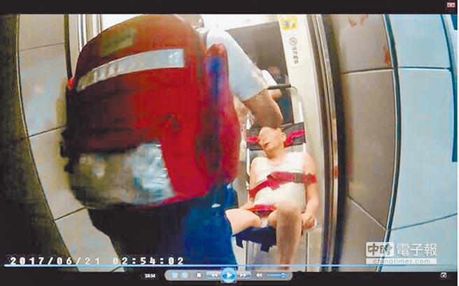 老人癌癥晚期欲殺害女友 服毒自殺不治身亡 老人癌癥晚期欲殺害女友 服毒自殺不治身亡