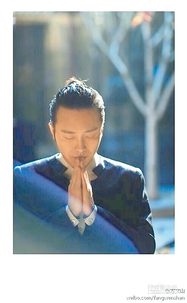 李玉剛皈依佛教。(圖片取自新浪微博@方文山) 李玉剛皈依佛教。(圖片取自新浪微博@方文山)