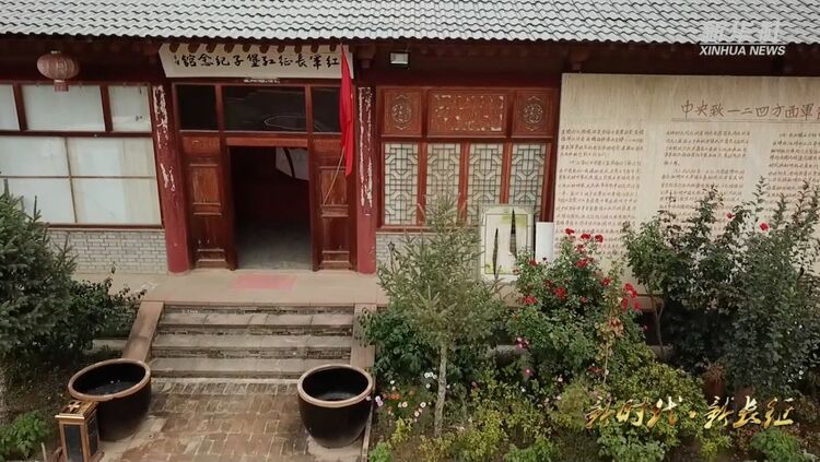 �r�����L�������C�������tɫ�Ļ����롰�°lչ��