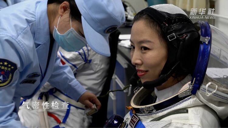 “神十三”發射微紀錄片|出征