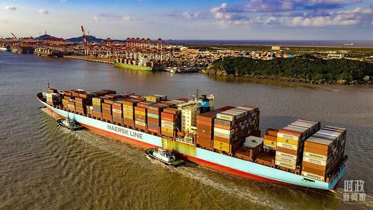 �r������ح�ġ��傀һ���x������ƽ���M�����_Ļʽ�ϵ���ּ���v