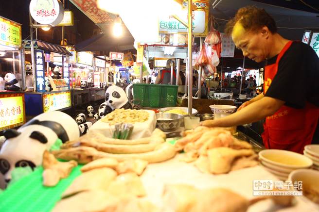 不愿受企業束縛 臺北大專以上學歷攤販明顯增加 不愿受企業束縛 臺北大專以上學歷攤販明顯增加