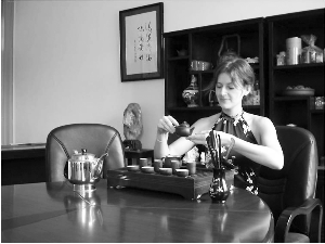 ���ظߴ��ϵĲ�W���I���ߙn���~�S��� ��⌑�M���