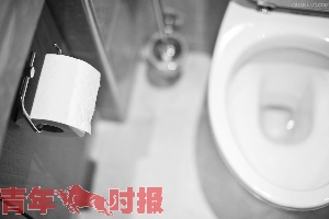 ���^ȥ��11���С�񣨻���������������ܵı��Ǜ]��ꖹ⣬��郺��һֱ�򴲣����������ÿ�춼�д��Ρ�����Ҫϴ���򴲆��}���_�Ĳ�ֻ��С��һ�ң�߀��һ�����޽Y��ʮ������Ȼ�ִ�˯��Ҳ������򴲡�