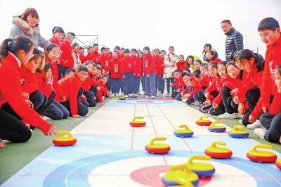 “雙減”:開局良好,進(jìn)展平穩(wěn)成效顯 “雙減”:開局良好,進(jìn)展平穩(wěn)成效顯